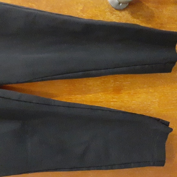Liverpool Women's Black Stretch Pull On Casual Pants With Pockets Size 8/29 - Picture 3 of 7